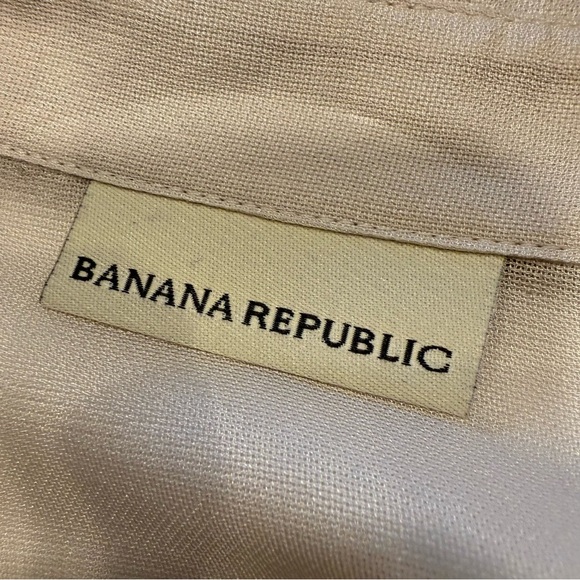 Banana Republic 100% SILK Button Up Blouse Taupe Ruffle Accent NWOT Sz S - Picture 5 of 12